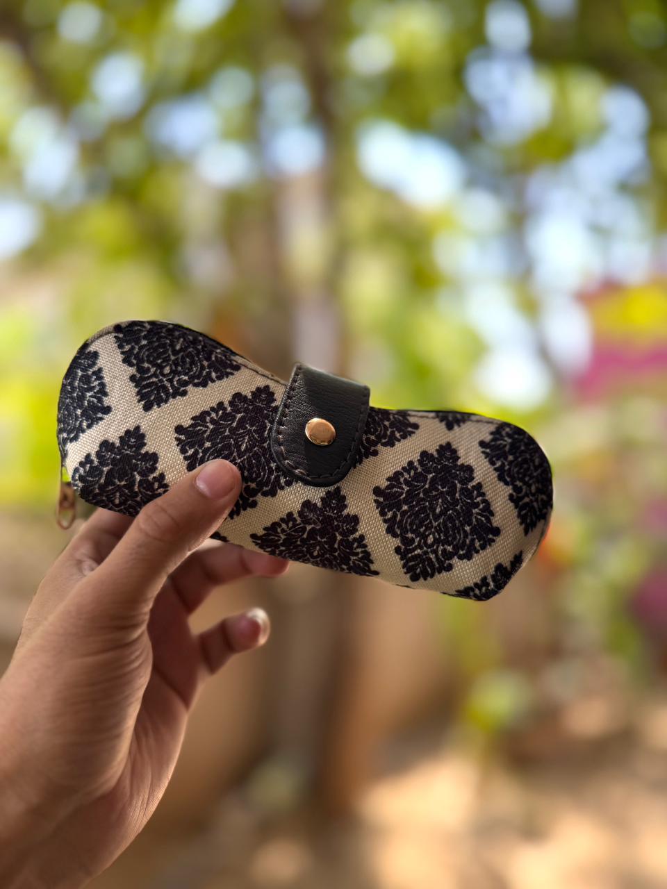 Sunglasses cover - Image 8