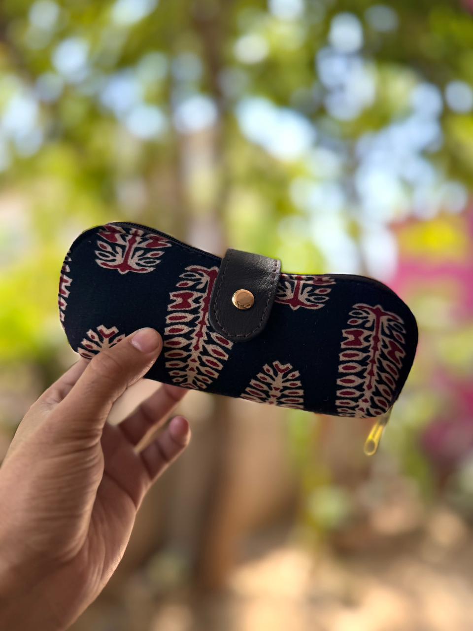 Sunglasses cover - Image 6